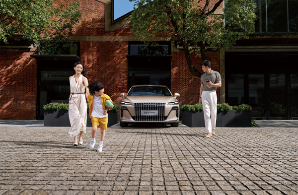 榮威M7 DMH重磅上市，限時美好價8.58萬元起享新能源時代家轎王